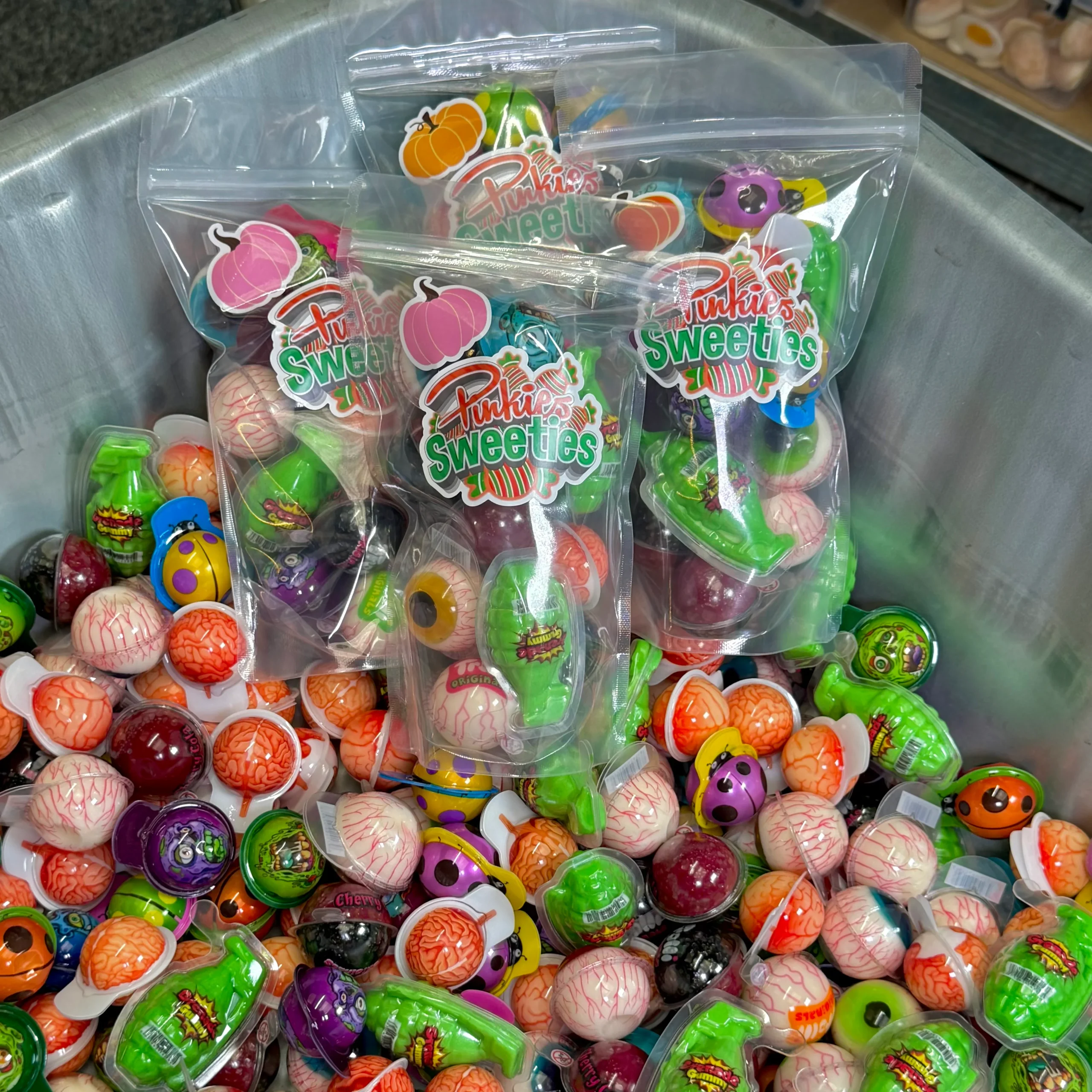 Exclusive Halloween 3D Filled Balls Scoop - Juicy, Sour & Seriously Spooky 5 Pound